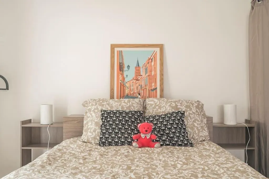 Les Jardins Des Celestins Apartment Oullins France