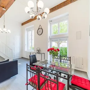 Appartement The Charming Fleury 2 Bedrooms, Oullins